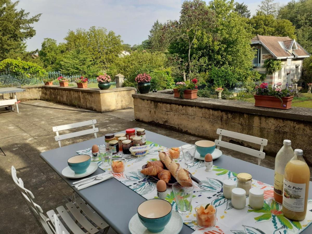 Bed and Breakfast La Fee Des Eaux Vernaison Экстерьер фото
