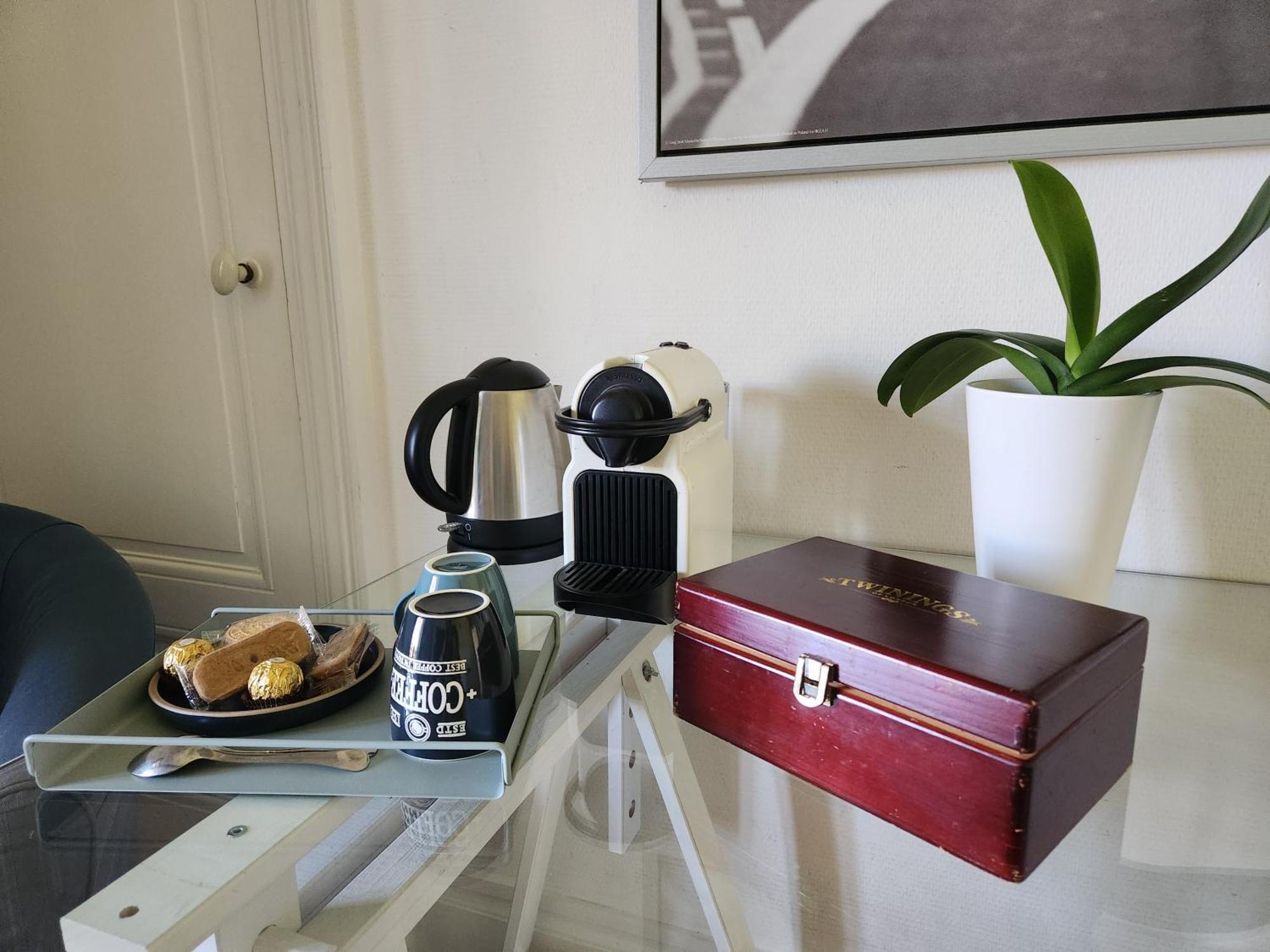 Bed and Breakfast La Fee Des Eaux Vernaison Экстерьер фото